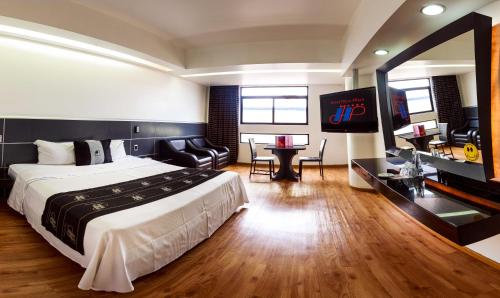 Guestroom, Hotel Ibiza Plaza in Tlalnepantla