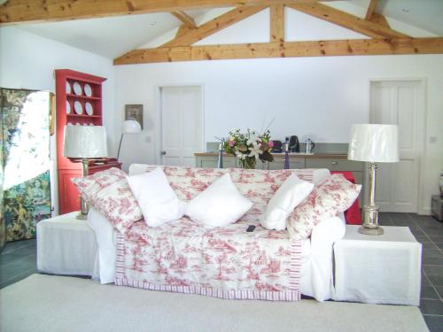 Hadrian's Barn - image 3