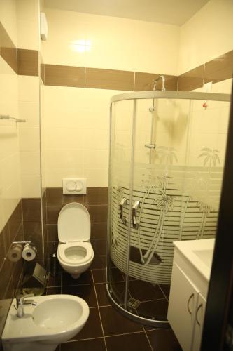 Hotel Pogradeci - image 7