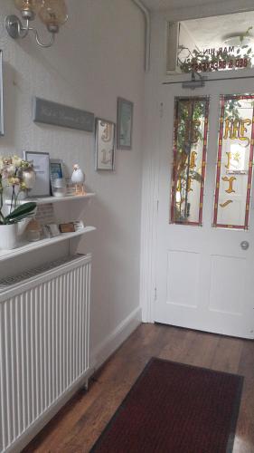 Marjune Guest House - image 7