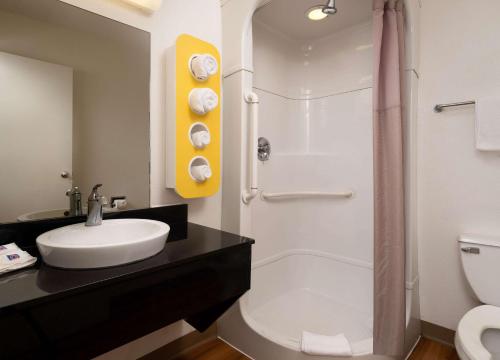2 double beds