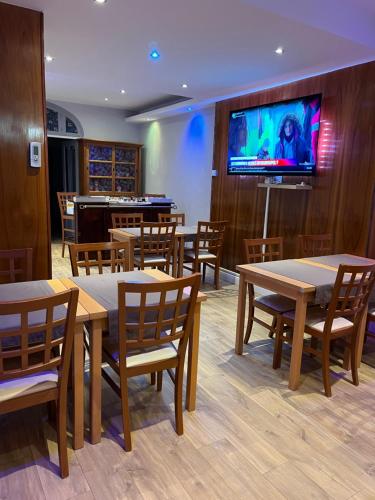 Hôtel Le Castel Louis Vichy hotel studio - main image