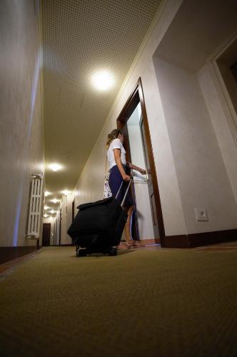 Airone Wellness Hotel - image 12