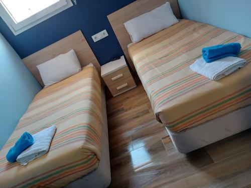 Single Room with Private Bathroom room in Hostal Corazón de Madrid 1