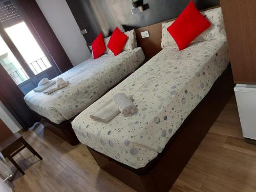 Triple Room with Private Bathroom image 10