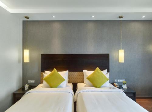 Double room, club