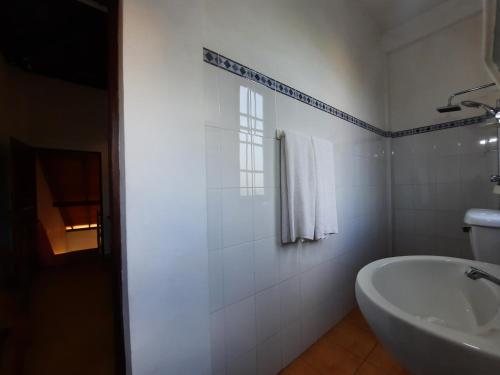 Standard Double Room with Fan image 1