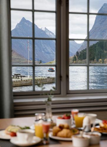 Sagafjord Hotel – by Classic Norway Hotels - image 4