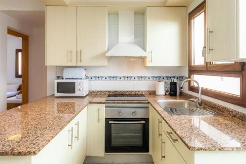 LA PERLA DE CALA DOR