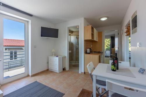 Apartment Vito - image 6