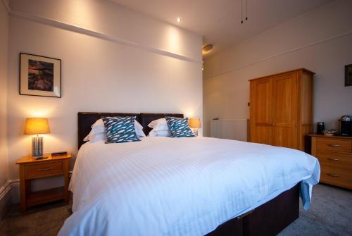 Westbury Lodge - main image