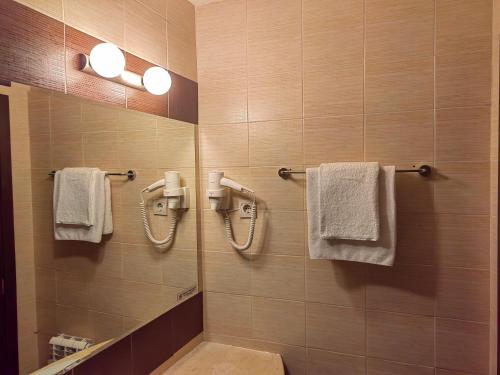 Rovno Hotel - image 14