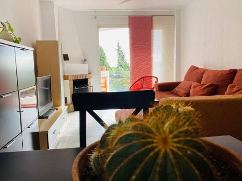  LAGOMAR - Sunny Apt next to Mijas Golf with Pool & Parking in Santa Fe de los Boliches