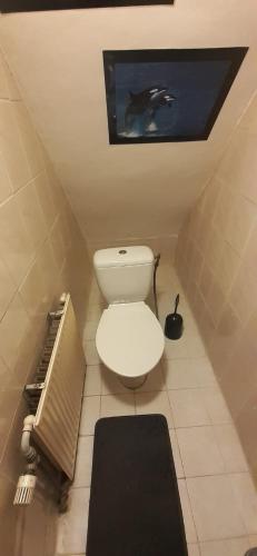 IRU, not for parties, not a hotel, room with no kitchen 3