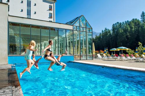 Arenas Resort Schweizerhof - Hotel - Sils