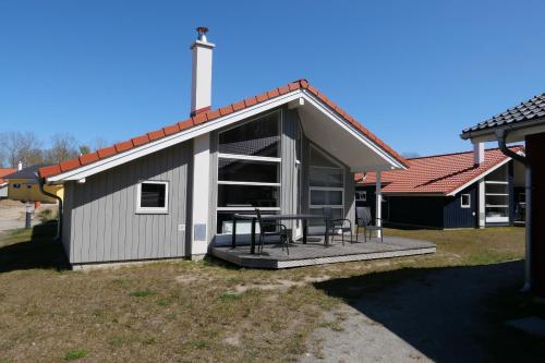 Resort 2 Beach House B 83