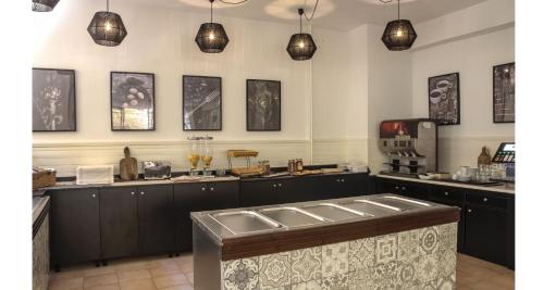 Majestic Hotel - Adults Only - image 4