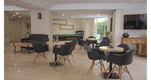 Majestic Hotel - Adults Only - image 10