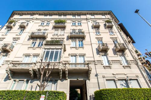 Mondadori Apartment - Luxury Terrace near Porta Nuova, Duomo & Navigli