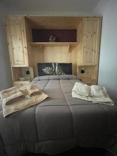 1 double bed