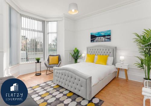FLATZY - 6 bed Oasis Close to Football Stadiums, Ливерпуль