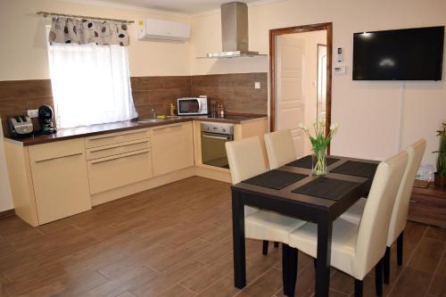 Elixír Apartman, Villány (zdjęcie 10)