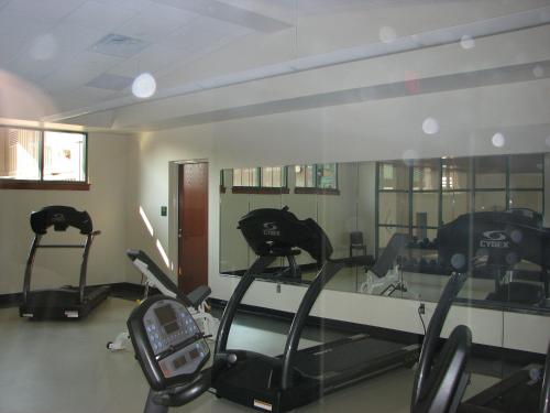 Fitness center, Chief Logan Lodge Hotel & Conference in Logan (WV)