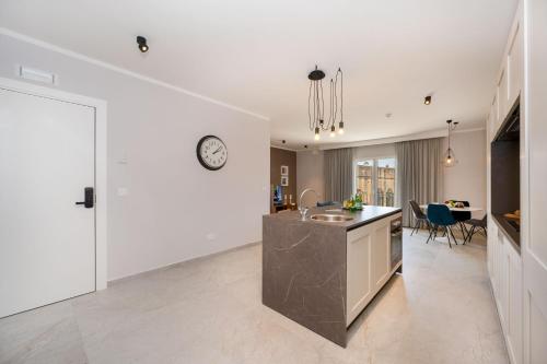 Doris Suites Sliema 4