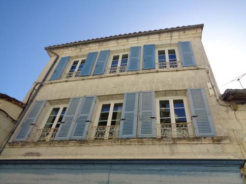 Maison Saint Jacques - Hôtel - Aubeterre-sur-Dronne