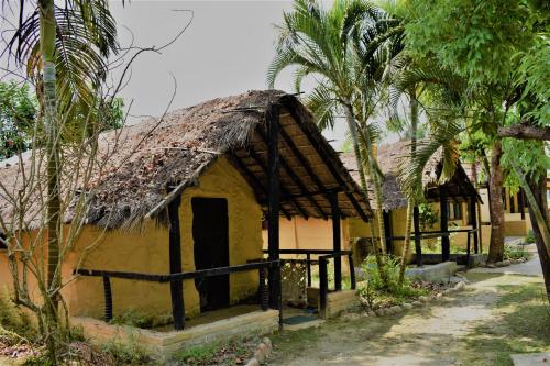 حديقة, Mango Tree Lodge in Thakudwara
