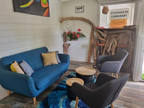 Micha BAYALOCATION in Le Francois