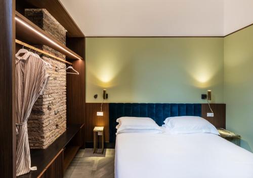353279536 Horti 14 Borgo Trastevere Hotel