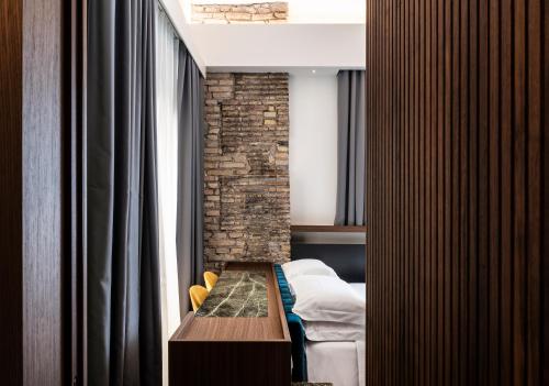 353279541 Horti 14 Borgo Trastevere Hotel