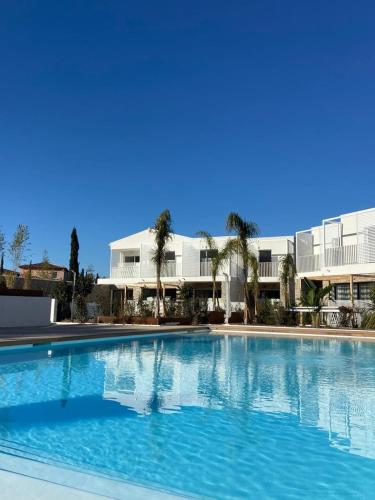 Van der Valk Hotel Bloom - Hôtel - Fréjus