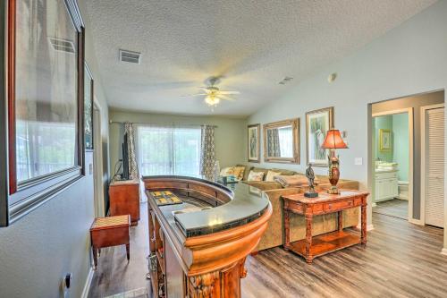 Cheery Condo with Community Pool and Waterslide! in Pine Bluff, USA