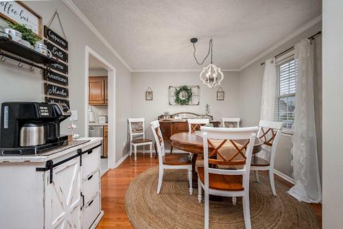 Single-Story Manchester Home Close to Parks! in Manchester, USA