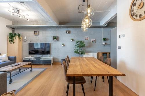 NEW! Lovely 3-Bedroom Loft in Bilbao, Bilbao (fotografie 2)