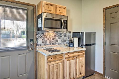 Cozy Elgin Casita with Gas Grill Pets Welcome! in Elgin (AZ)