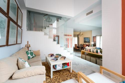  Alpesa Casa in Villaverde del Río