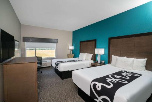 La Quinta Inn & Suites by Wyndham West Memphis