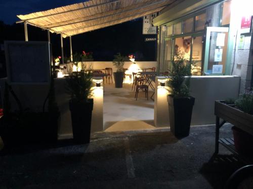 Logis Hotel Le Relais Des Remparts in Allanche