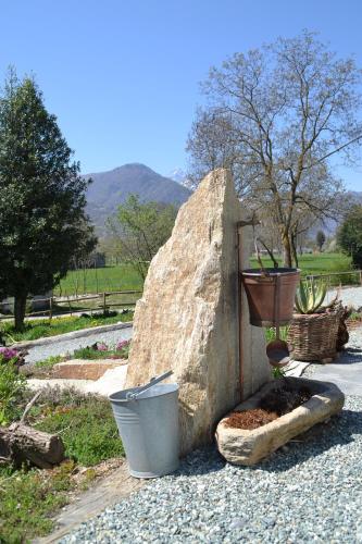 SEMI AL VENTO: la bio-casa nel giardino incantato!