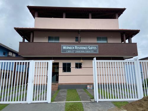 A szálláshely kívülről, Pousada Werneck Residence Suites in Praia Grande