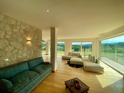 Villa Whit Pool & Jacuzzi gîte à louer Guidonia Montecelio