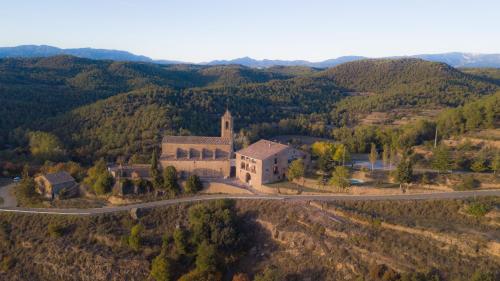 Casa Rural Sant Petrus de Madrona Pirineo Catalan