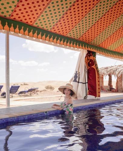 Swimming pool, Desert Luxury Camp in Takojt