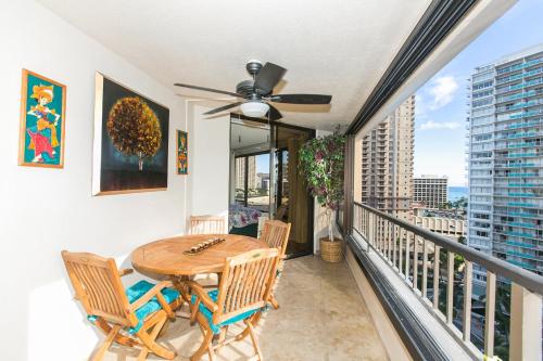 Two Bedroom Discovery Bay High Rise Condos with Lanai & Gorgeous Views
