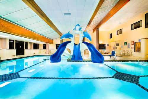 Grand Marquis Waterpark Hotel & Suites - image 23