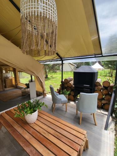 Palumbo Glamping & Villas in กายัมเบ