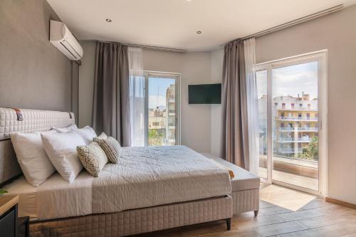 Raise Kornarou City Stay Room Type - Deluxe Queen Studio 